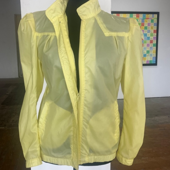 Vintage yellow nylon jacket - Picture 2 of 16